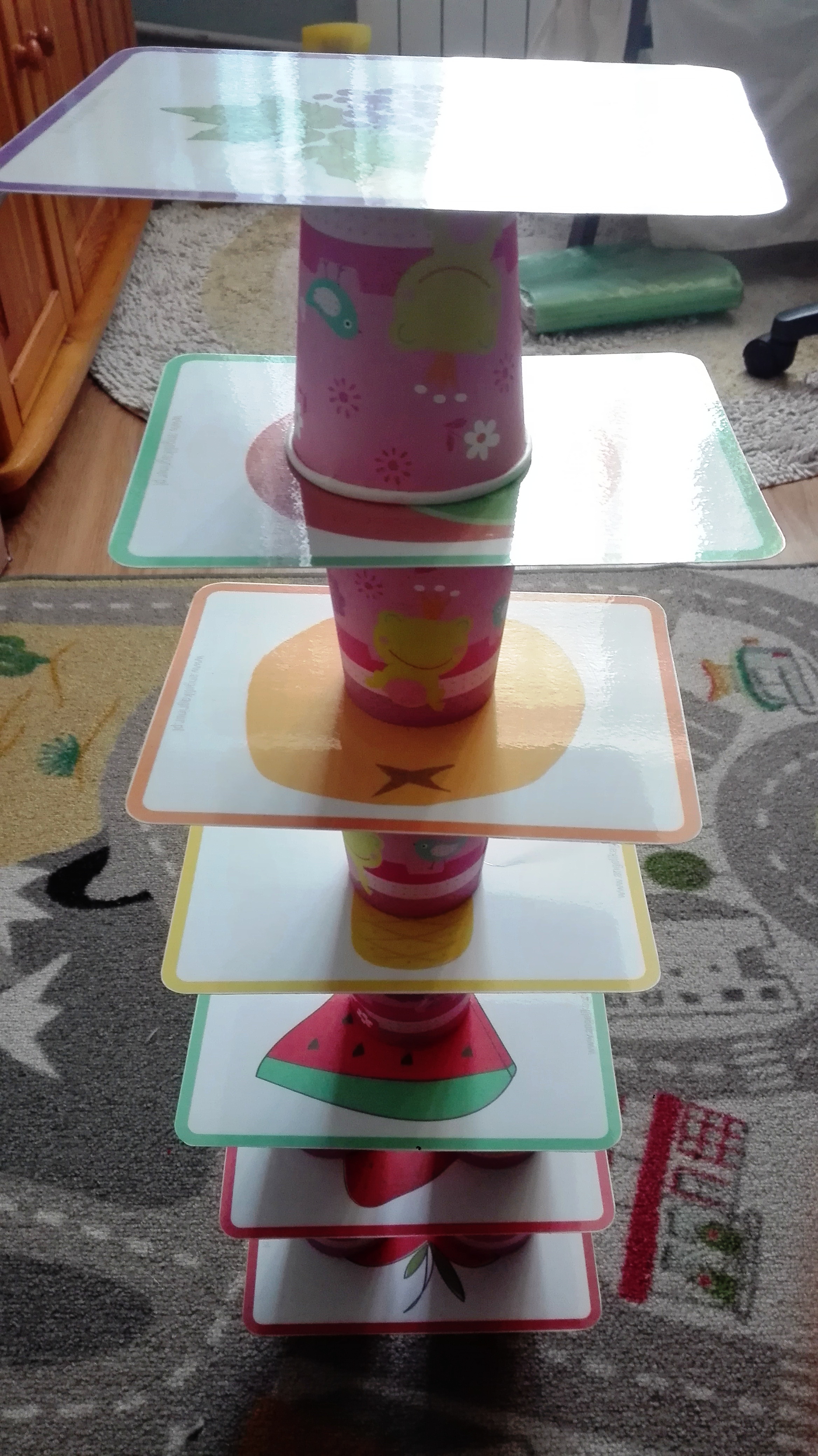 Zabawy do wykorzystania na zajęciach z języka niemieckiego - budujemy wieżę